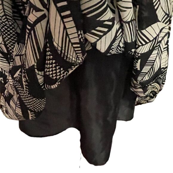 London Times Fit & Flair Black Floral Halter Dress Size 6 - Picture 7 of 10